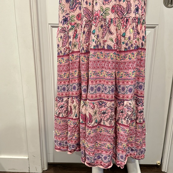 Beautiful Long Dress - Picture 2 of 4